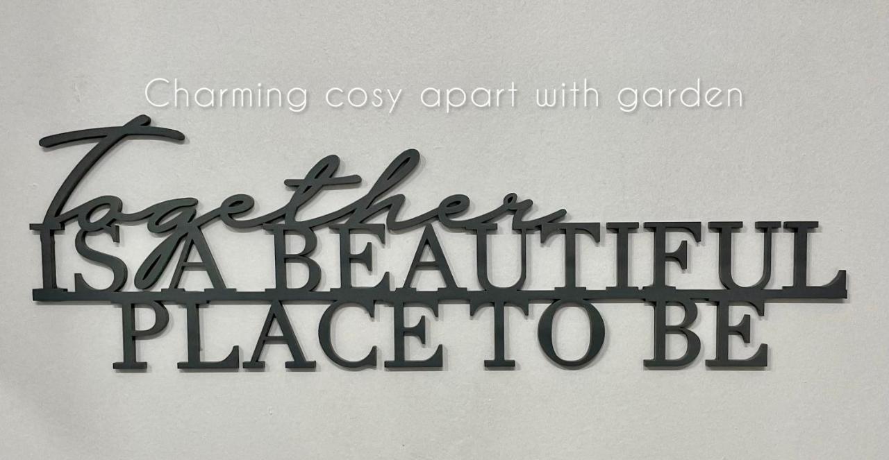 Charming Cosy Apart With Garden Free Parking เกลย์-ซูยี ภายนอก รูปภาพ